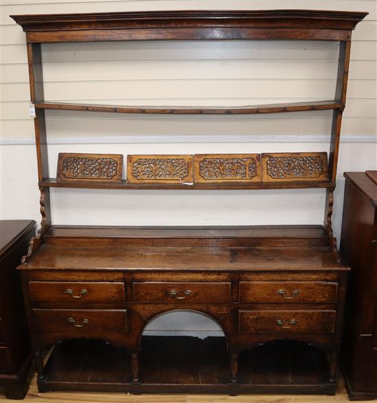 A George III oak dresser W.166cm